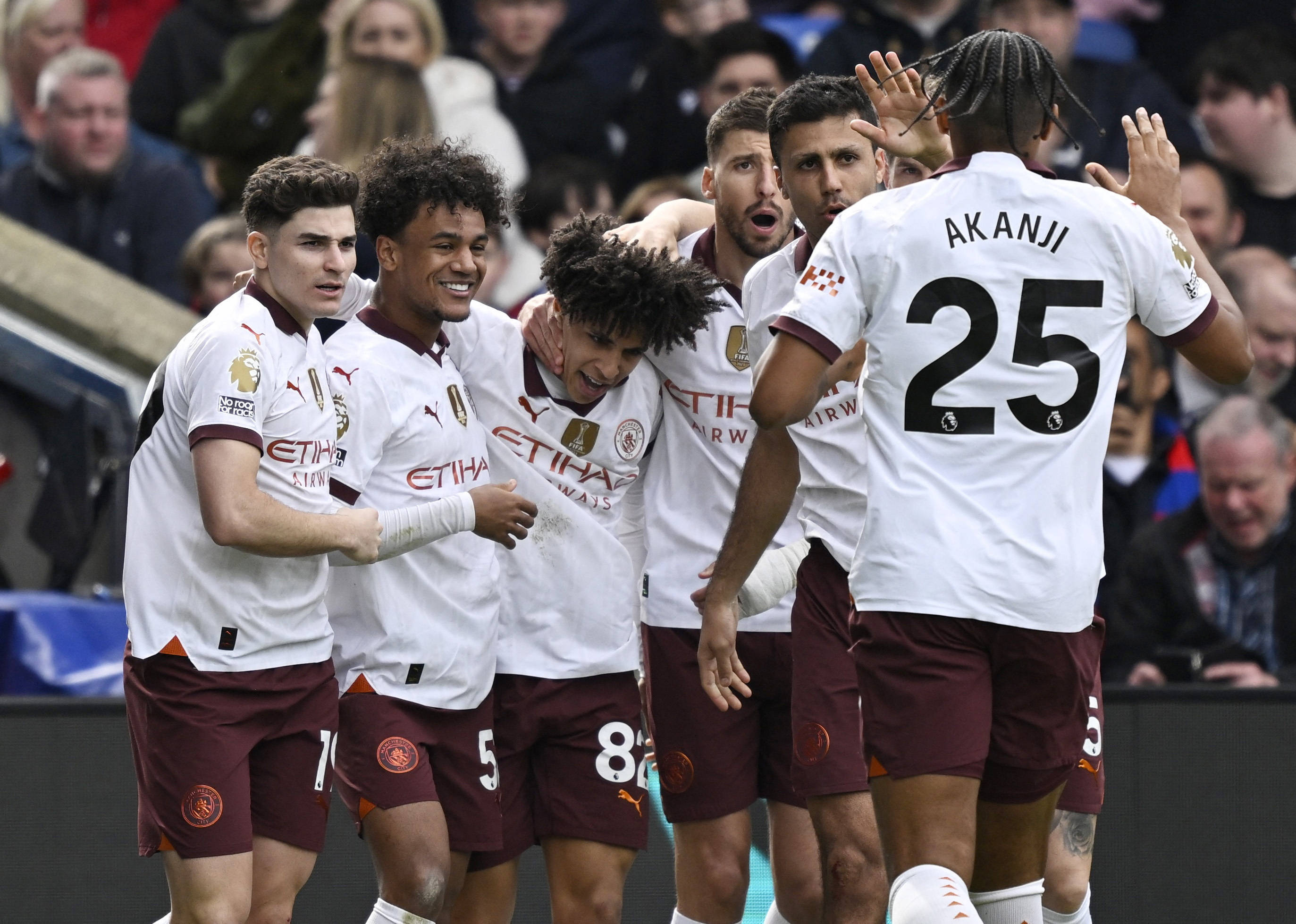 曼城惨遭伯恩茅斯逆袭,遭遇联赛连败